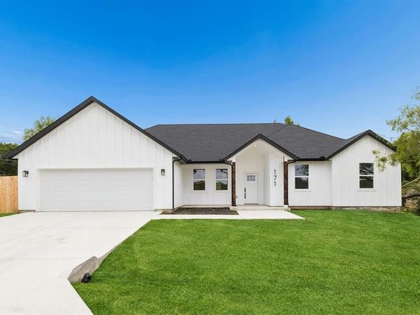 171 Tryall Court, Runaway Bay, TX 76426