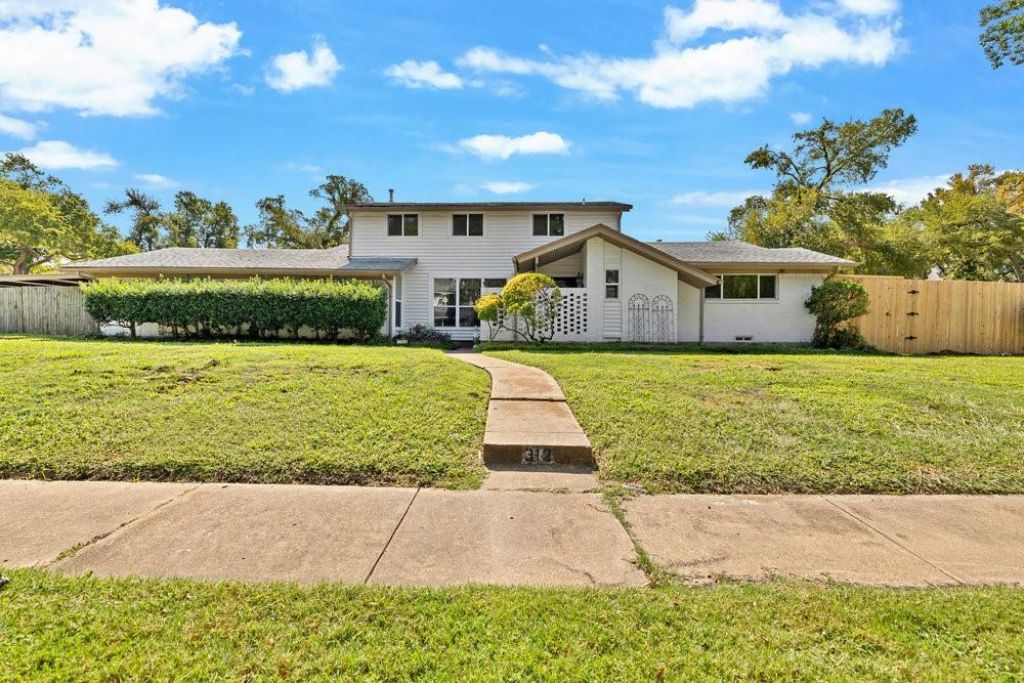 312 W Rio Grande Street, Garland, TX 75041 Main Photo