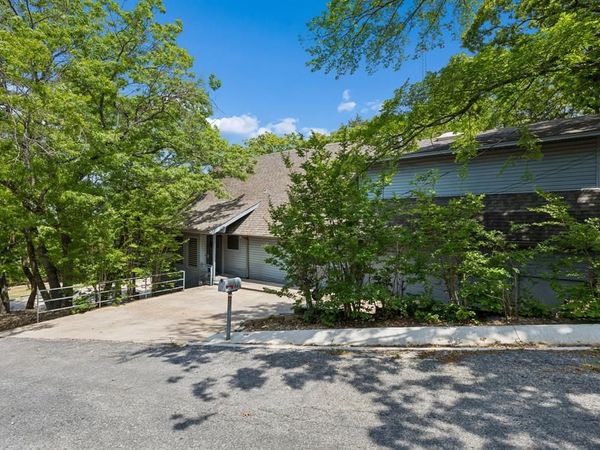 86 Queens Drive, Pottsboro, TX 75076