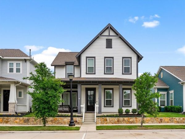 8805 Grand Avenue, North Richland Hills, TX 76180