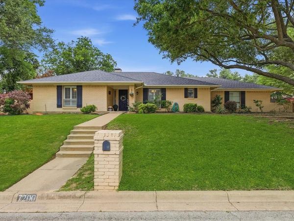 7200 Tamarack Road, Benbrook, TX 76116