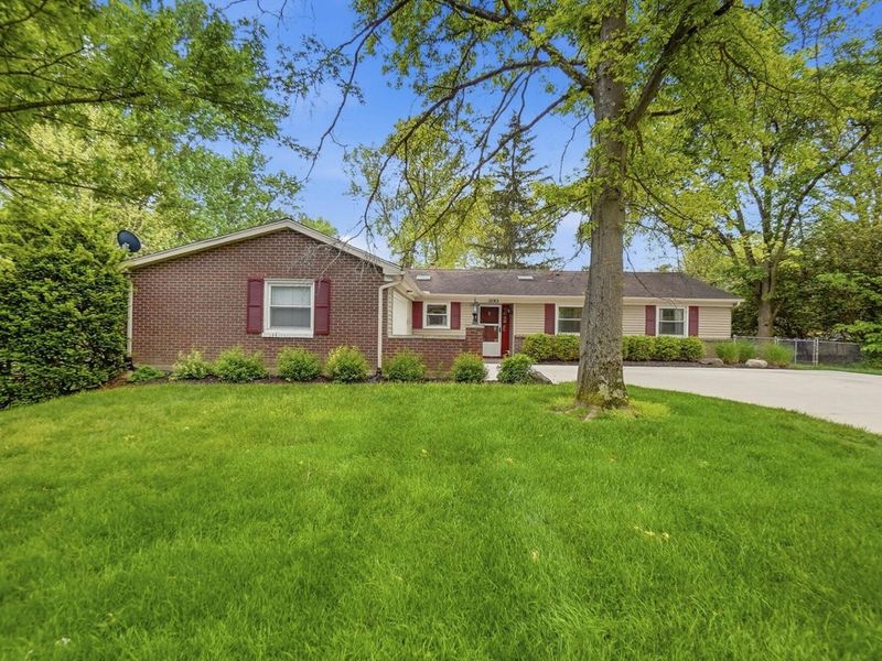 2193 Regent Park Drive, Bellbrook, OH 45305 Photo 1