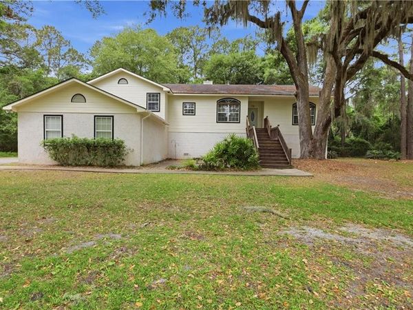 72 Marsh Oak Drive, Brunswick, GA 31525