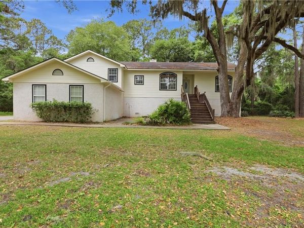 72 Marsh Oak Drive, Brunswick, GA 31525