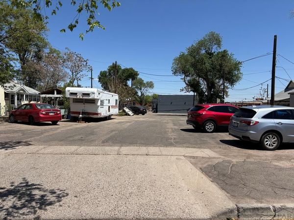 717 W Corona Ave, Pueblo, CO 81004