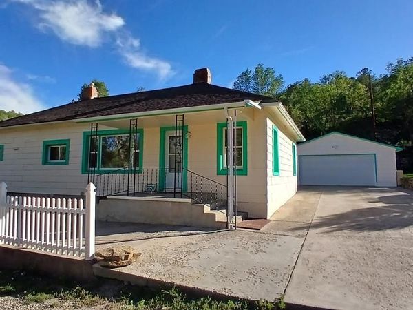 2 N Pine St, Cokedale, CO 81082