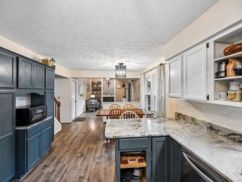 569 Meadows Boulevard, Pickerington, OH 43147 Photo 10