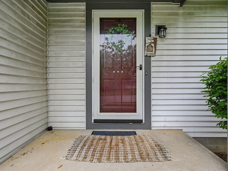 569 Meadows Boulevard, Pickerington, OH 43147 Photo 2