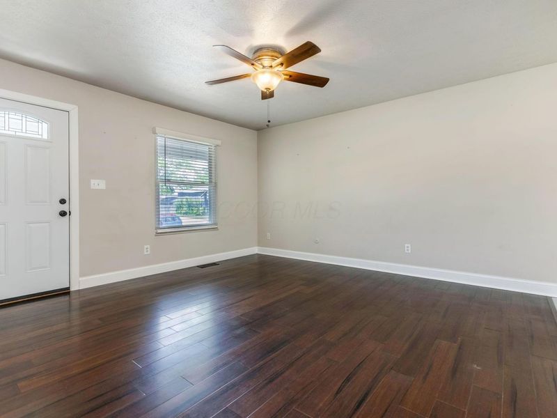 6076 Batavia Road, Westerville, OH 43081 Photo 12