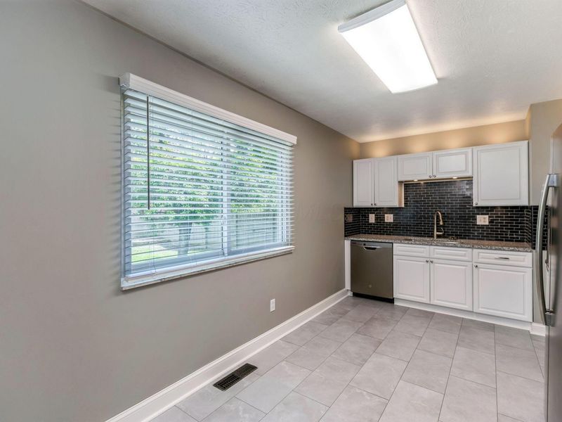 6076 Batavia Road, Westerville, OH 43081 Photo 15