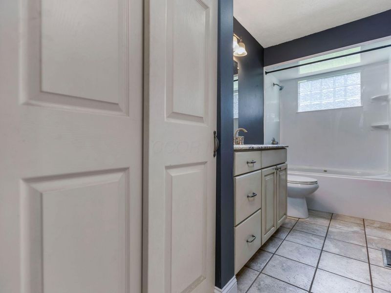 6076 Batavia Road, Westerville, OH 43081 Photo 20