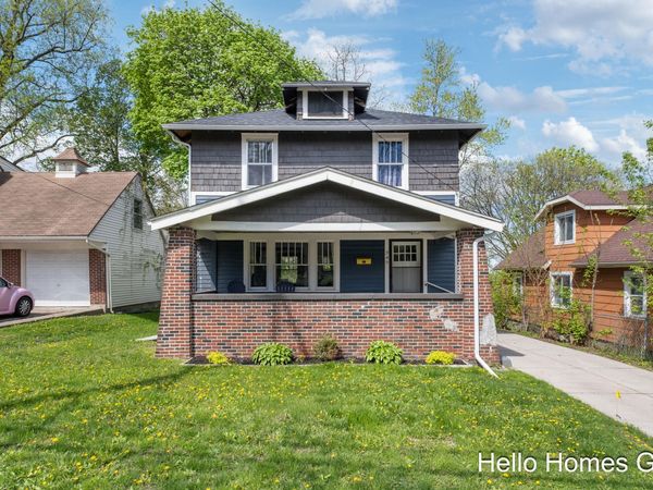 949 College Avenue NE, Grand Rapids, MI 49503