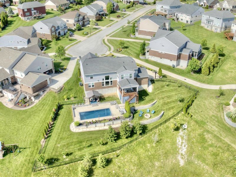 818 Carrieview Drive, Crescent Springs, KY 41017 Photo 33