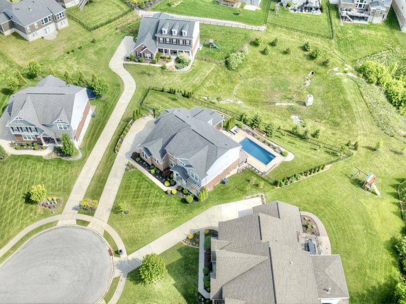 818 Carrieview Drive, Crescent Springs, KY 41017 Photo 35