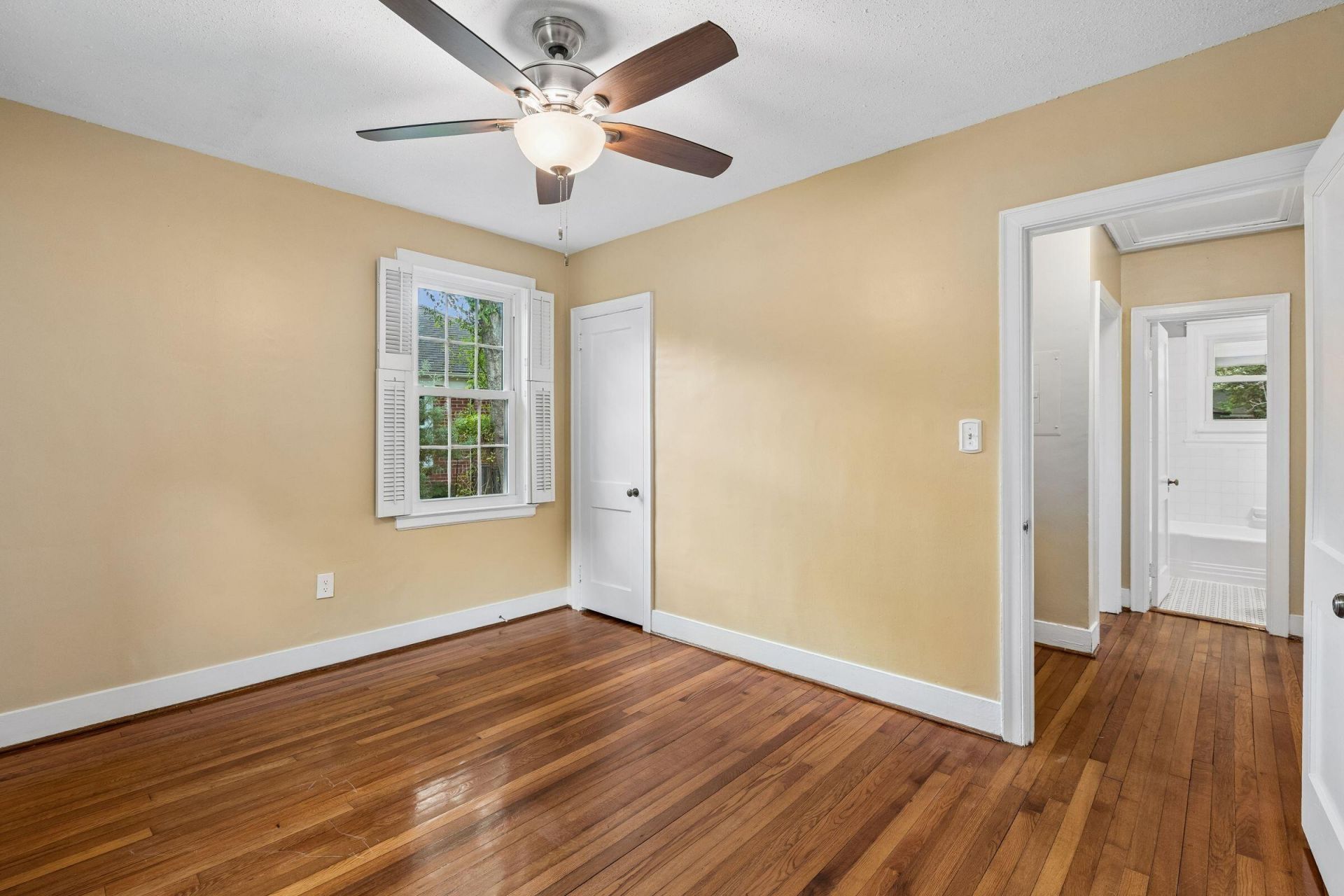 2 Sothel Avenue Photo 15