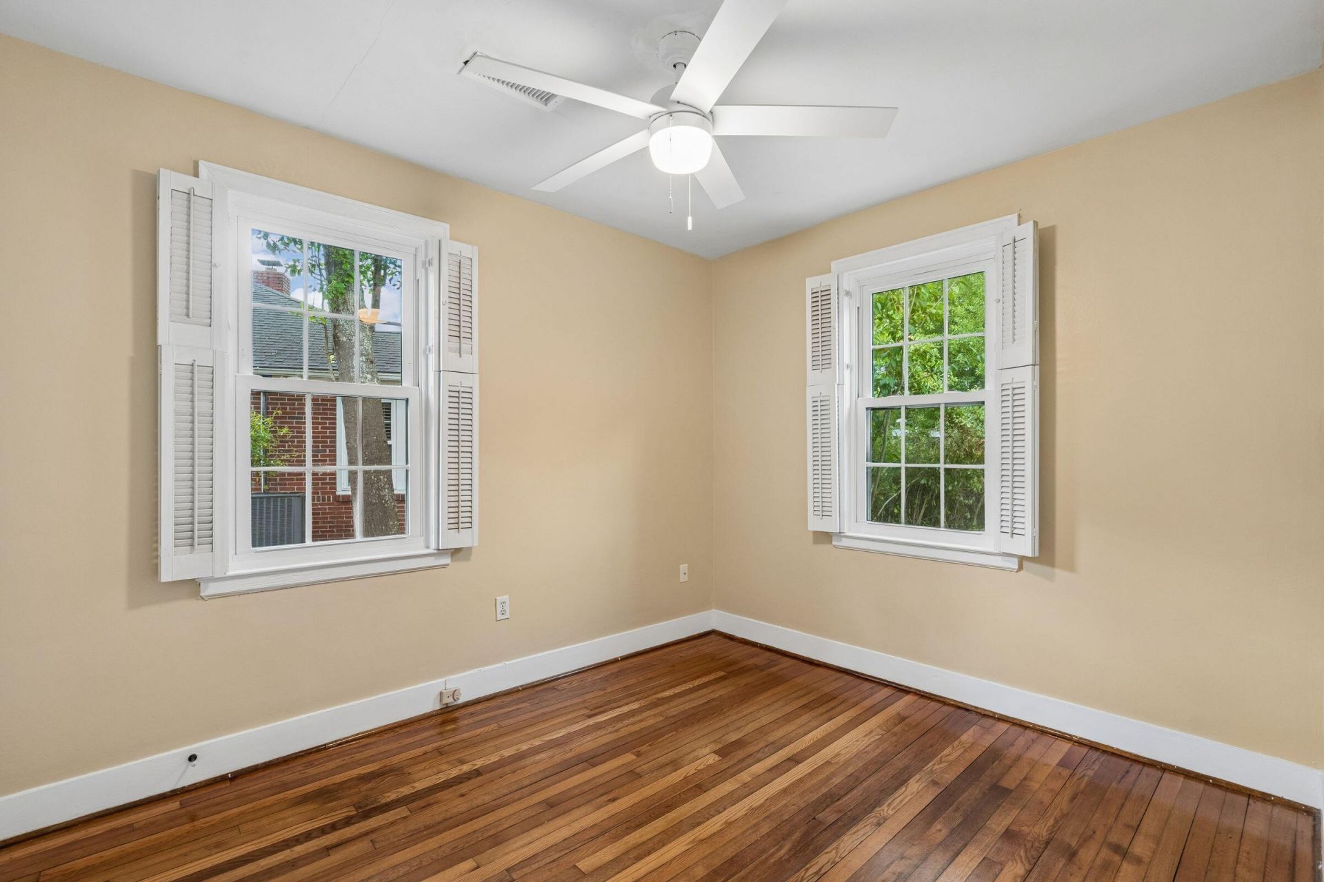 2 Sothel Avenue Photo 19