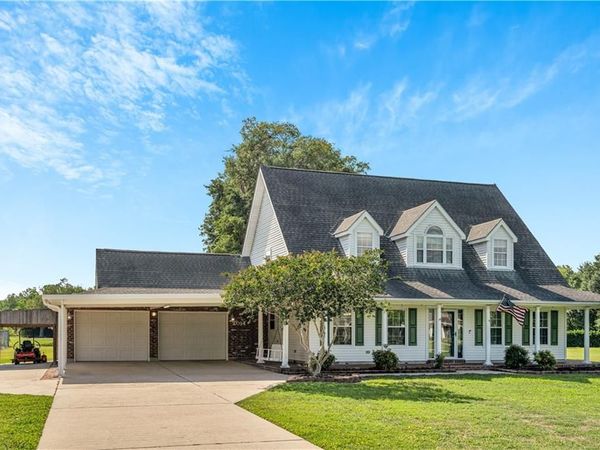 2014 SYLVIA Boulevard, St Bernard, LA 70085