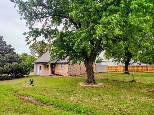 1000 N Doris Avenue, Newcastle, OK 73065