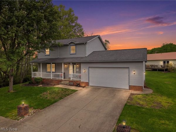 313 Glenview Avenue , Dover, OH 44622