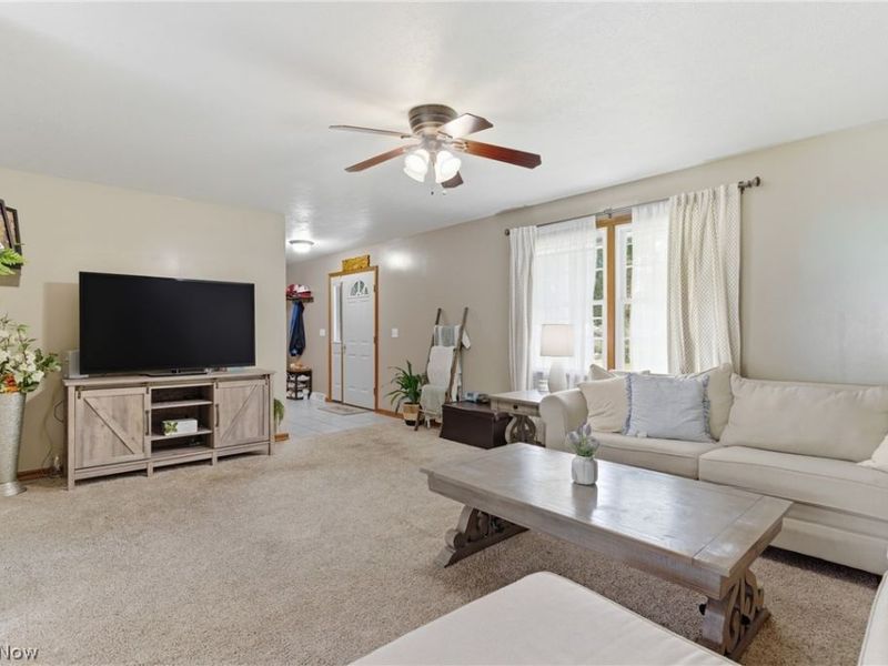313 Glenview Avenue , Dover, OH 44622 Photo 11