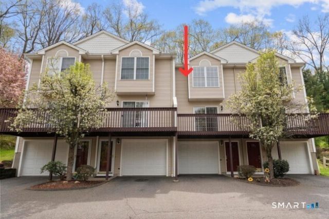 40 Trolley Bridge, Unit 7, Shelton, CT 06484 Main Photo