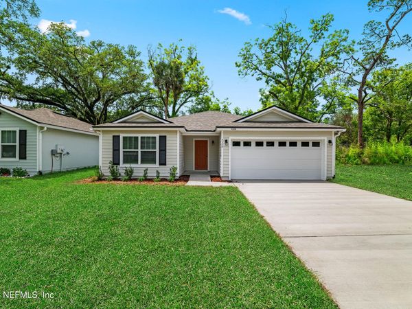 9257 WAYNESBORO Avenue, Jacksonville, FL 32208