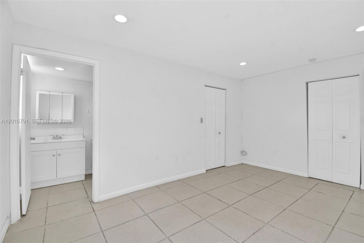 618 Euclid Ave , Unit 303, Miami Beach, FL 33139 Photo