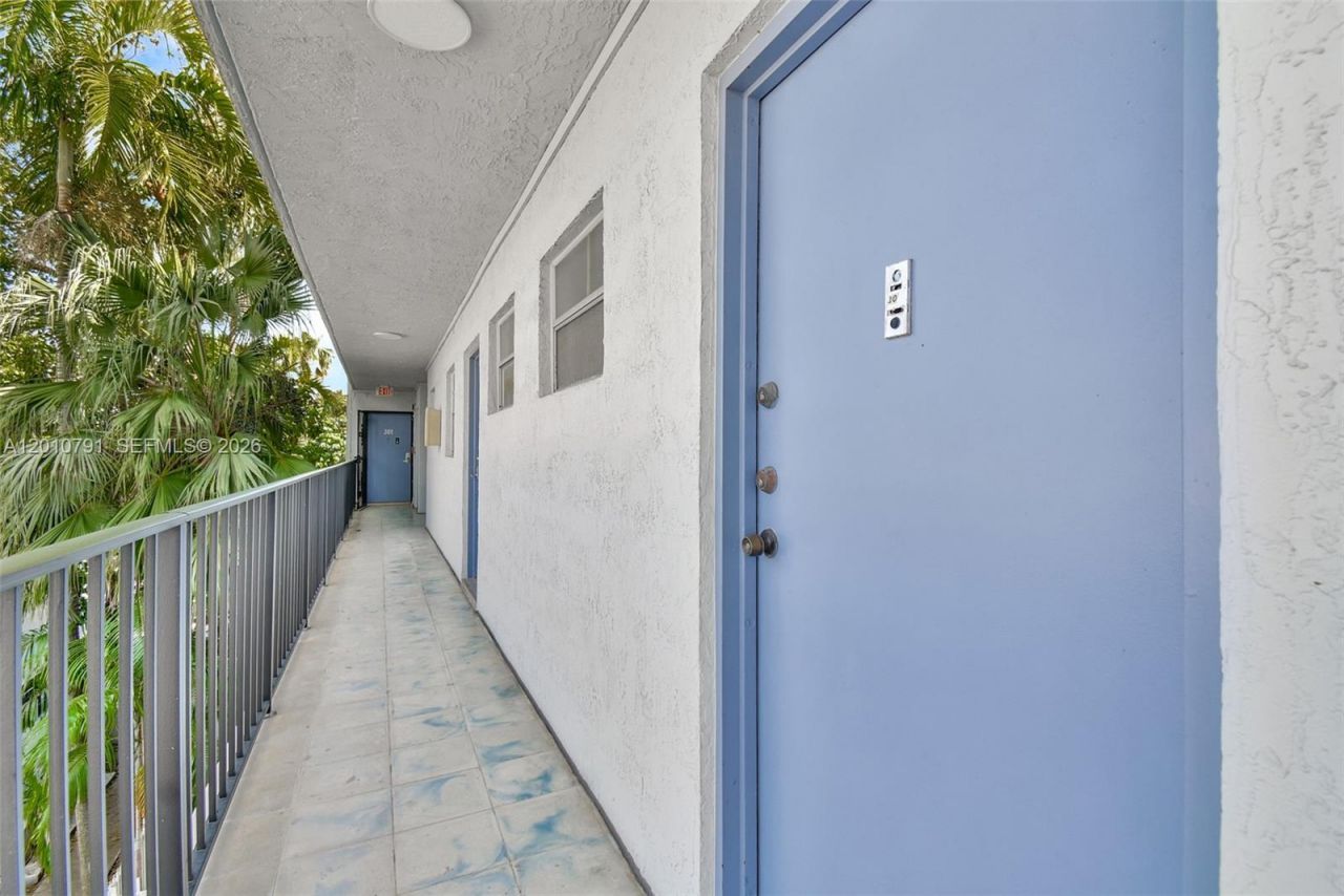 618 Euclid Ave , Unit 303, Miami Beach, FL 33139 Photo