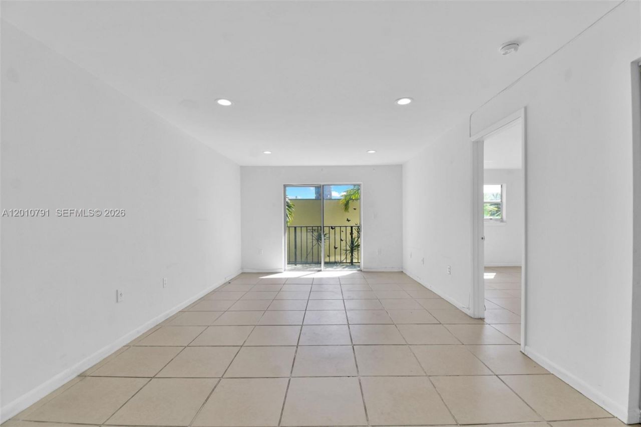 618 Euclid Ave , Unit 303, Miami Beach, FL 33139 Photo