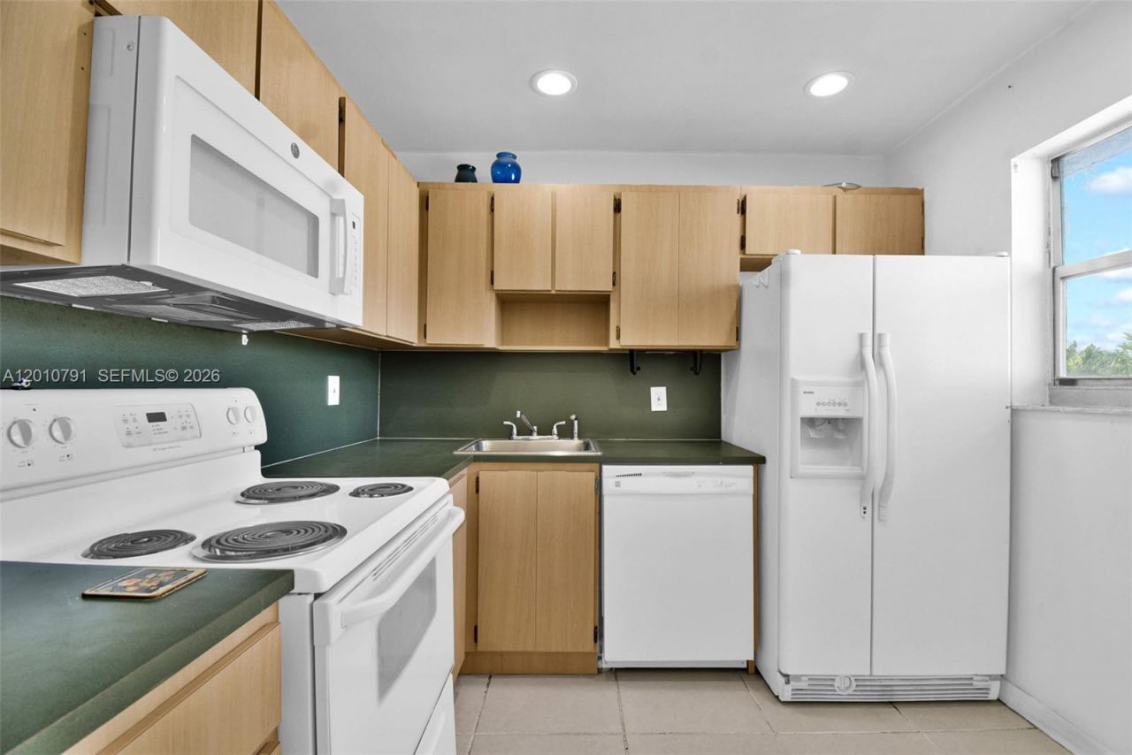 618 Euclid Ave , Unit 303, Miami Beach, FL 33139 Photo
