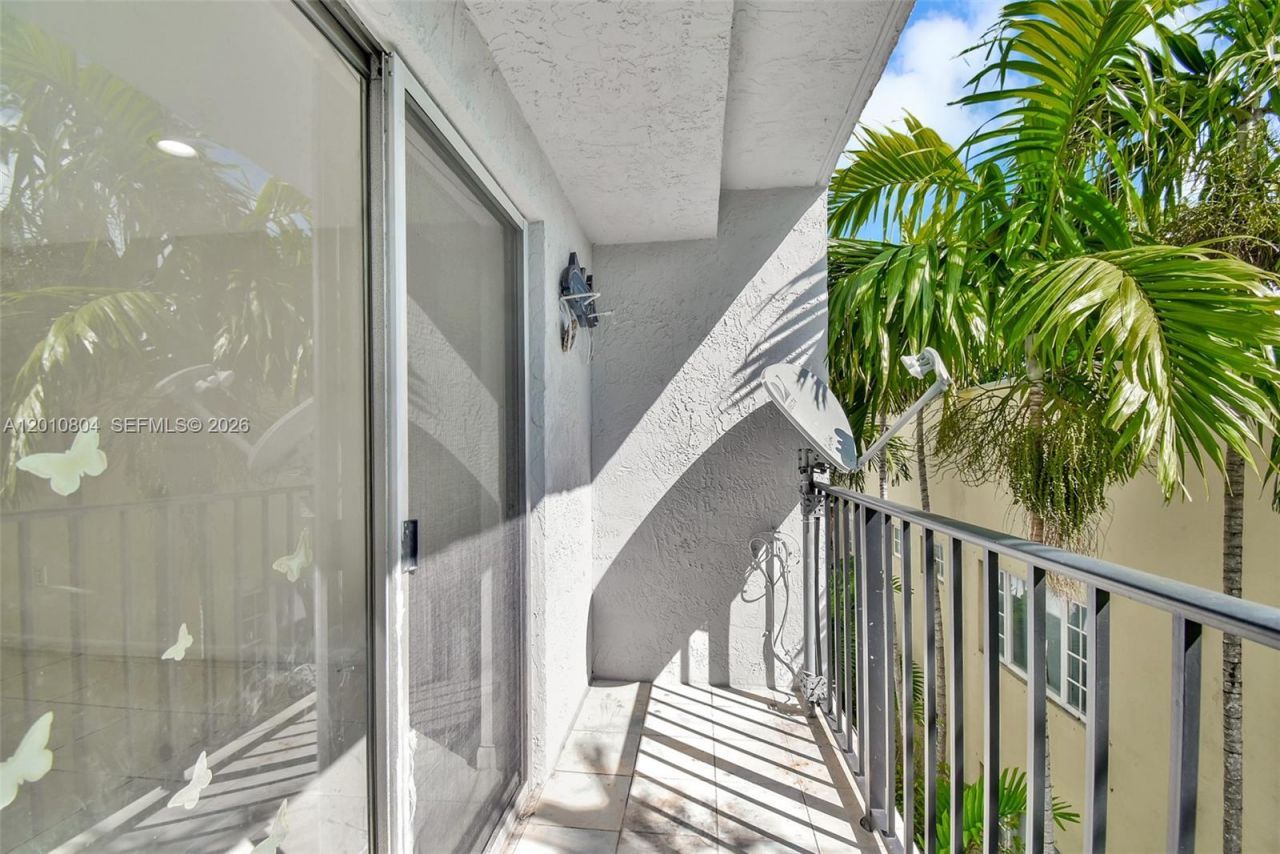618 Euclid Ave , Unit 303, Miami Beach, FL 33139 Photo