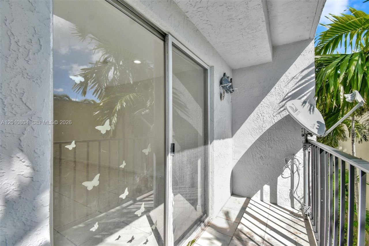 618 Euclid Ave , Unit 303, Miami Beach, FL 33139 Photo