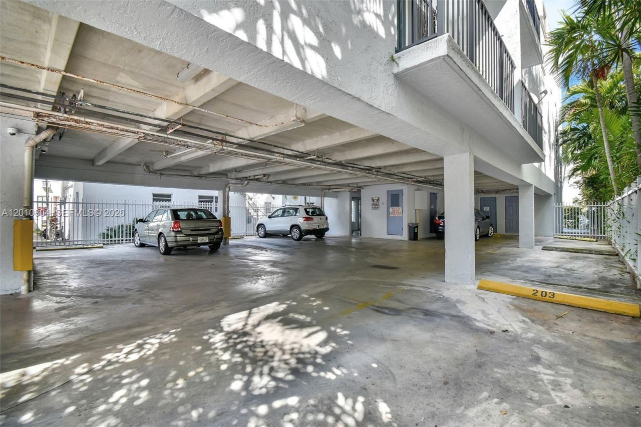 618 Euclid Ave , Unit 303, Miami Beach, FL 33139 Photo