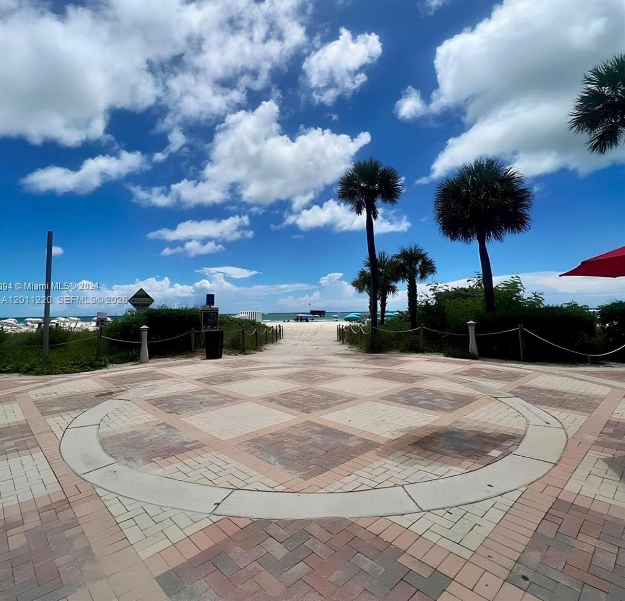 2899 Collins Ave, Unit 905, Miami Beach, FL 33140 Photo