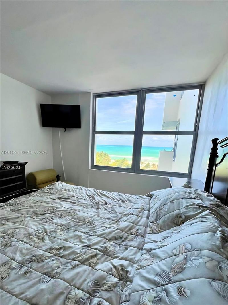 2899 Collins Ave, Unit 905, Miami Beach, FL 33140 Photo