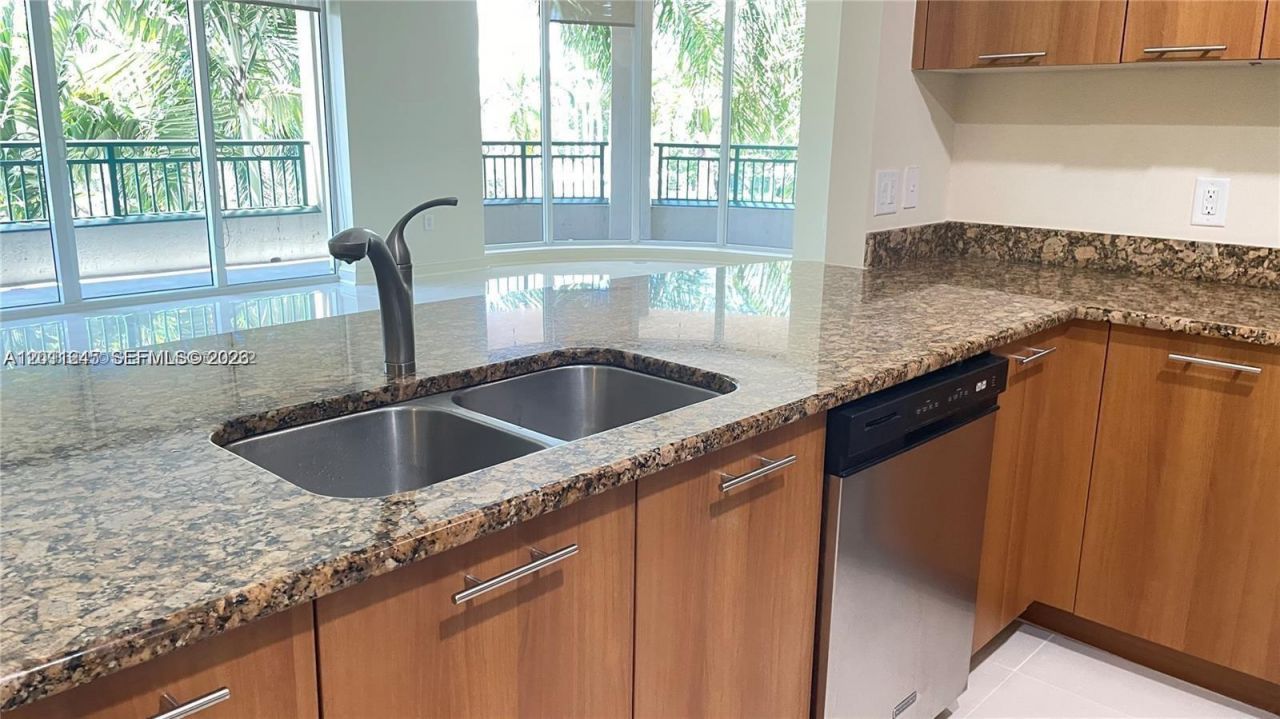 510 NW 84th Ave , Unit 345, Plantation, FL 33324 Photo