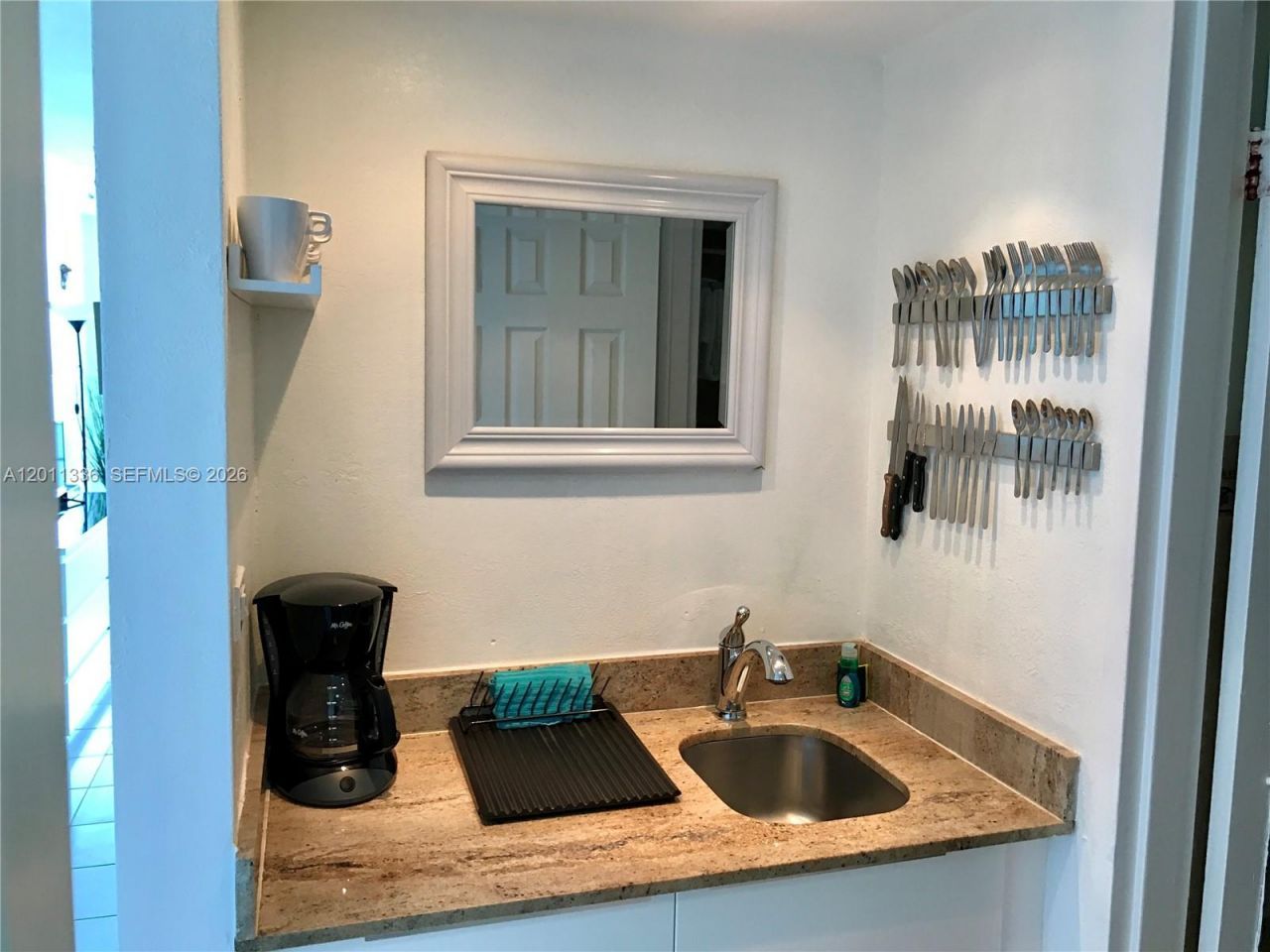 5445 Collins Ave, Unit 530, Miami Beach, FL 33140 Photo