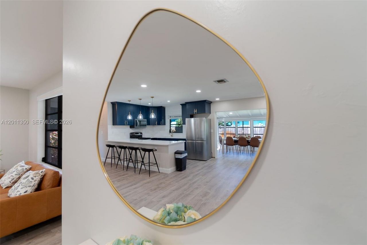 712 Tradewind Dr, North Palm Beach, FL 33408 Photo