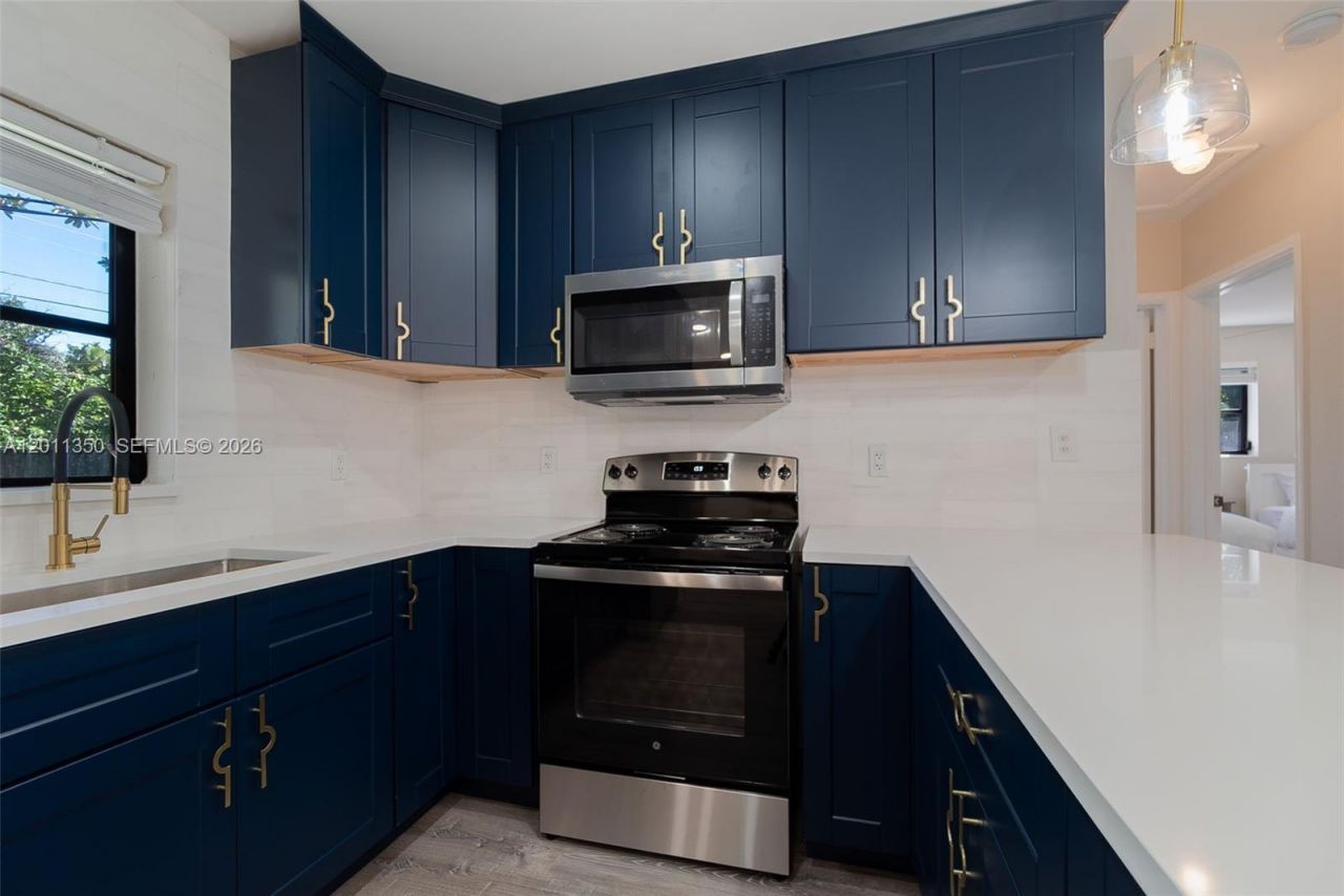 712 Tradewind Dr, North Palm Beach, FL 33408 Photo