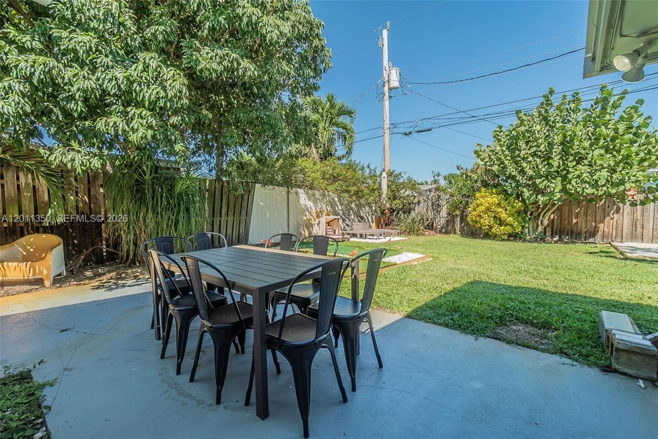 712 Tradewind Dr, North Palm Beach, FL 33408 Photo