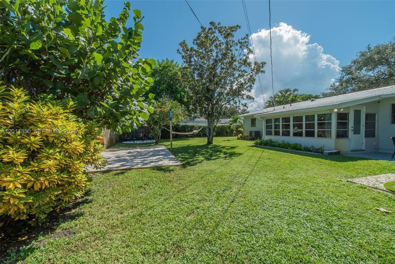 712 Tradewind Dr, North Palm Beach, FL 33408 Photo