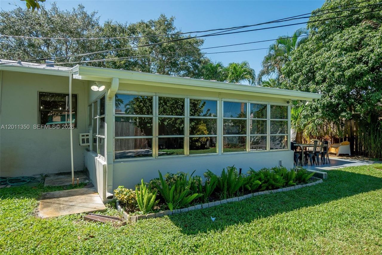 712 Tradewind Dr, North Palm Beach, FL 33408 Photo