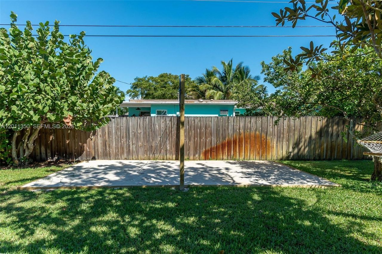 712 Tradewind Dr, North Palm Beach, FL 33408 Photo