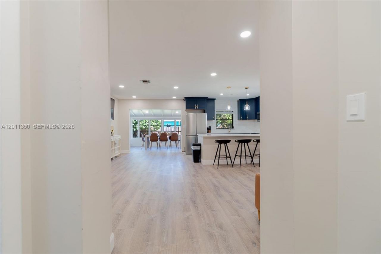 712 Tradewind Dr, North Palm Beach, FL 33408 Photo