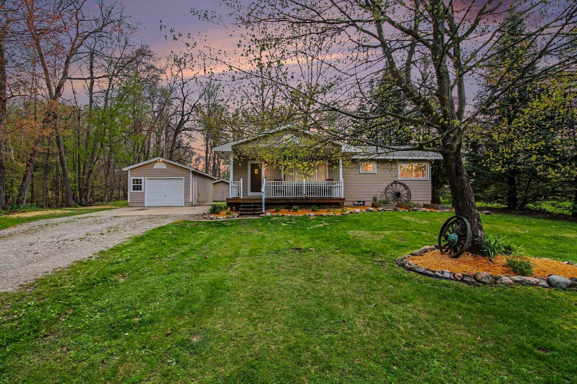 2730 Bullard Road, Hartland, MI 48353 Main Photo
