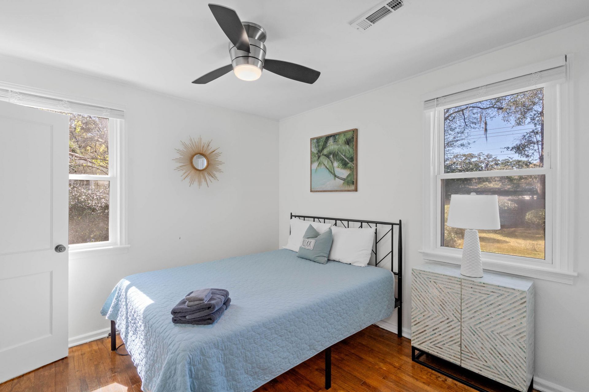 156 Williams Street Photo 18