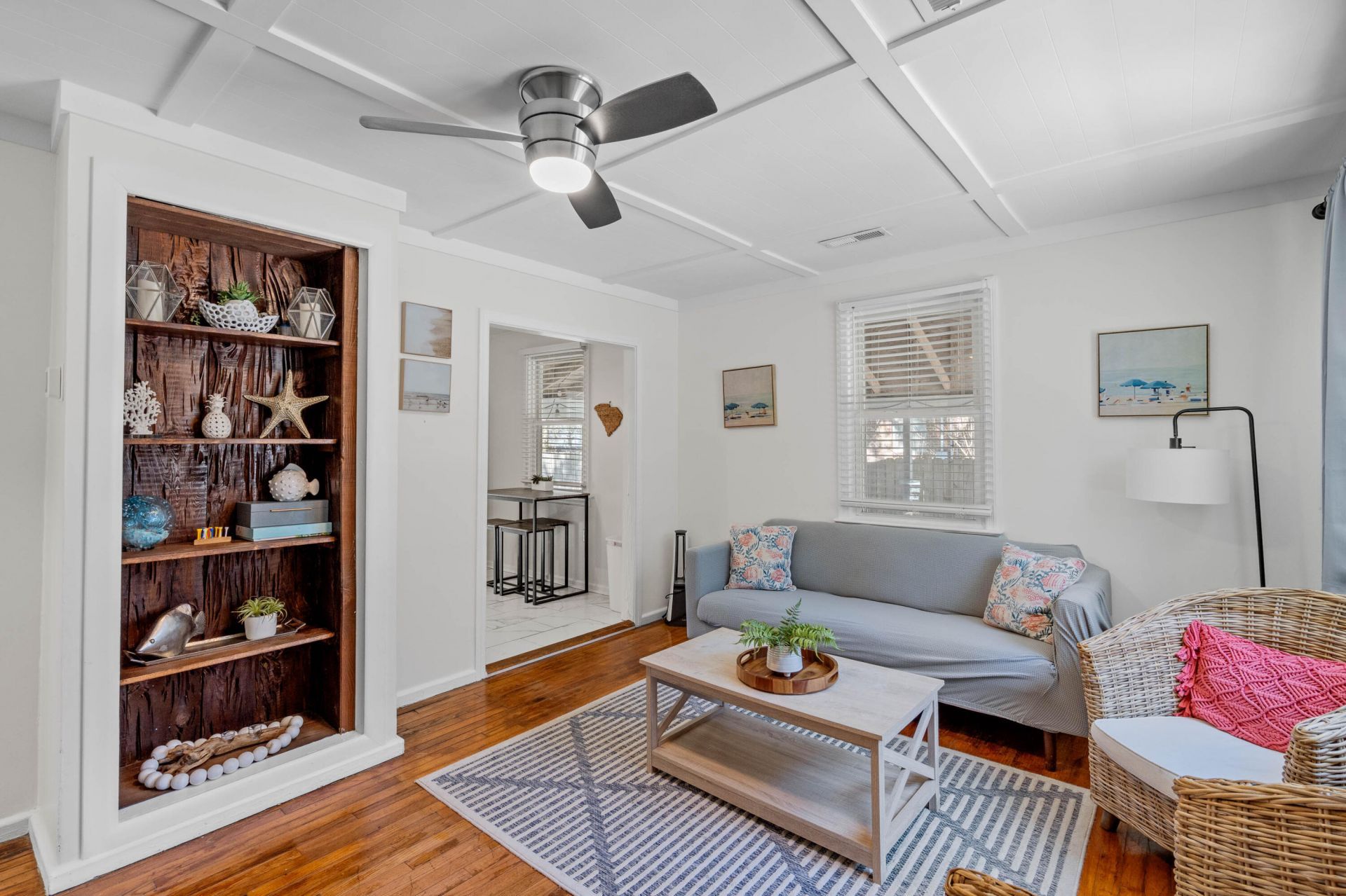 156 Williams Street Photo 8