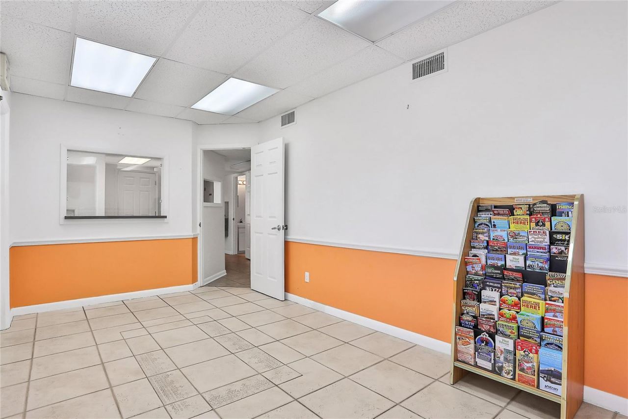 162 S Peninsula Drive, Daytona Beach, FL 32118 Photo
