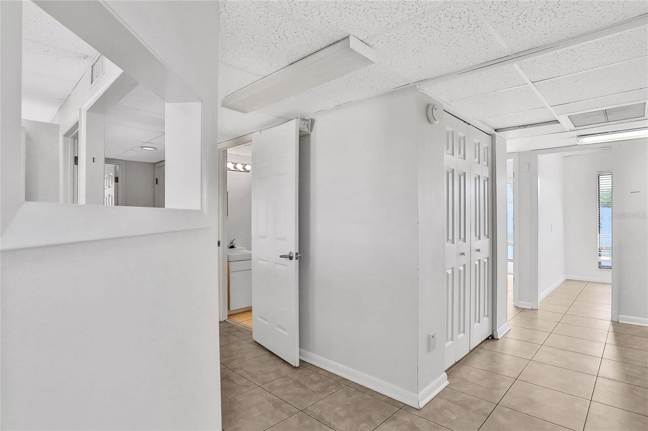 162 S Peninsula Drive, Daytona Beach, FL 32118 Photo