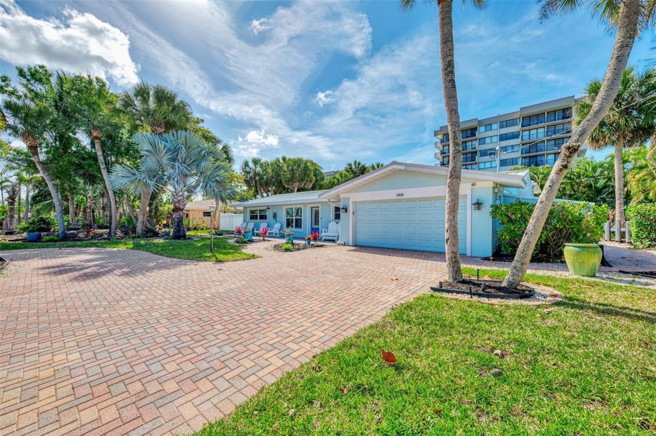5628 Cape Leyte Drive, Sarasota, FL 34242 Photo